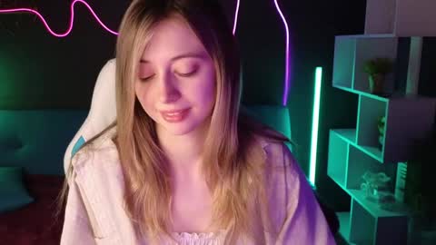 Snapshot of carolinaares chatting on December 2024 01:15:02 AM Carolina online show from December 2024 01:15:02 AM