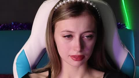 Snapshot of carolinaares chatting on December 2024 04:19:01 AM Carolina online show from December 2024 04:19:01 AM