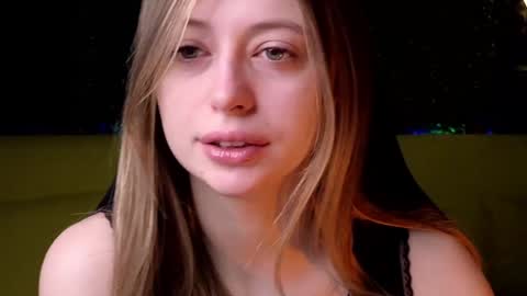 Snapshot of carolinaares chatting on February 2025 01:11:01 AM Carolina online show from February 2025 01:11:01 AM