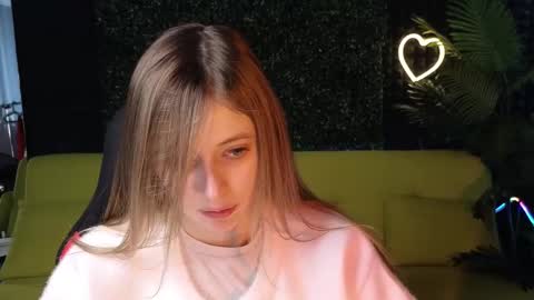 Snapshot of carolinaares chatting on February 2025 04:15:01 AM Carolina online show from February 2025 04:15:01 AM