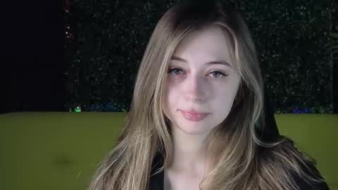 Snapshot of carolinaares chatting on March 2025 01:11:01 AM Carolina online show from March 2025 01:11:01 AM