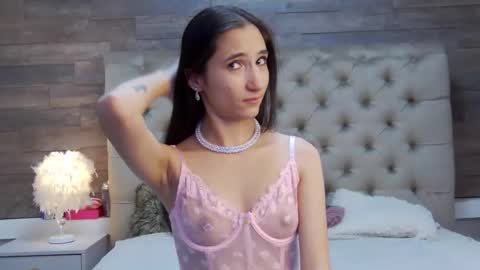 carolinahart online show from October 2025 04:27:02 PM