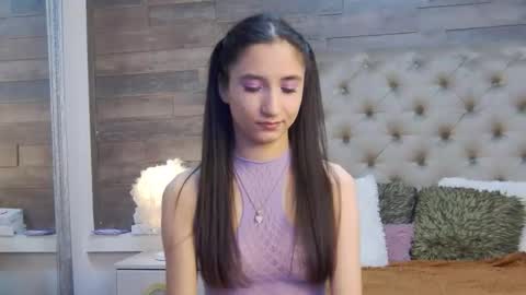 carolinahart online show from November 2025 07:29:01 PM