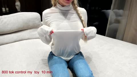 Snapshot of carolinaherera chatting on December 2024 02:21:01 PM Lina.I will online 1 December online show from December 2024 02:21:01 PM