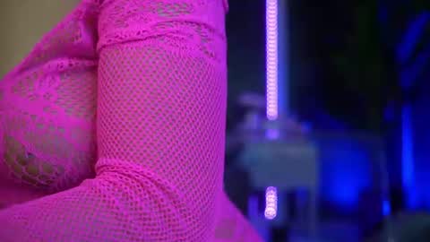 Mellany online show from June 2026 04:35:01 AM