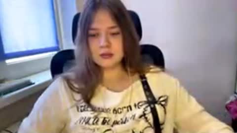 carolindueno online show from March 2026 08:31:01 AM