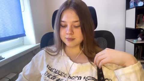 carolindueno online show from March 2026 10:08:02 AM