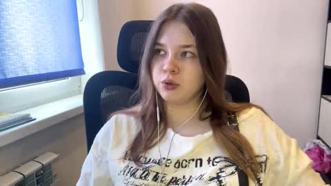 carolindueno online show from March 2026 08:19:02 AM