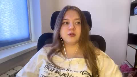 carolindueno online show from March 2026 08:03:02 AM