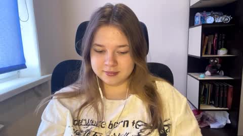 carolindueno online show from April 2026 07:53:01 AM