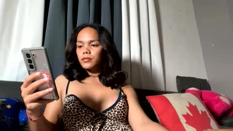 Snapshot of caroline_east chatting on March 2026 03:16:01 PM caroline_east online show from March 2026 03:16:01 PM