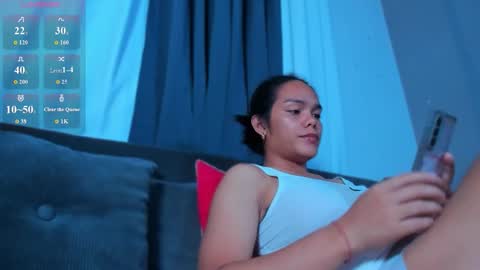 Snapshot of caroline_east chatting on March 2026 05:16:02 PM caroline_east online show from March 2026 05:16:02 PM