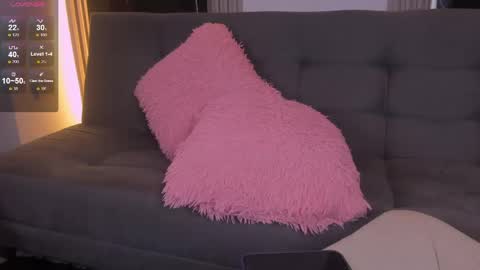 caroline_foster1 online show from April 2026 08:15:01 PM