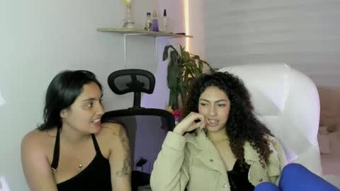 Snapshot of caroline_rodriguez_9 chatting on October 2025 07:51:01 AM caroline_rodriguez_9 online show from October 2025 07:51:01 AM