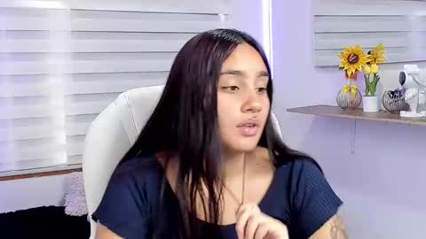 caroline_rodriguez_9 online show from April 2026 06:49:01 PM