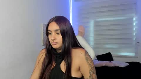 caroline_rodriguez_9 online show from June 2026 06:43:01 PM