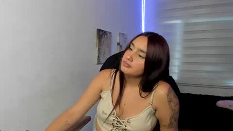 caroline_rodriguez_9 online show from June 2026 06:56:01 PM