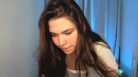 Snapshot of carolinebenks chatting on September 2025 05:44:01 AM Caroline online show from September 2025 05:44:01 AM