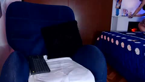 Carolin Blich online show from June 2026 01:03:01 AM