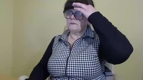 CarolineDream  online show from October 2025 05:18:01 AM