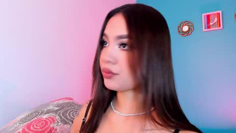 Snapshot of carolineegarcia chatting on February 2025 01:55:01 PM CarolineeGarcia online show from February 2025 01:55:01 PM