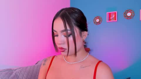 Snapshot of carolineegarcia chatting on February 2025 06:18:01 AM CarolineeGarcia online show from February 2025 06:18:01 AM