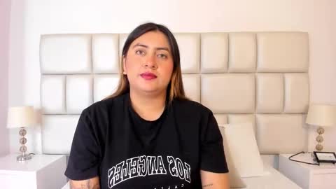 Caroline Jackson online show from February 2026 07:17:02 PM