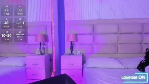 Caroline online show from February 2026 01:01:02 PM