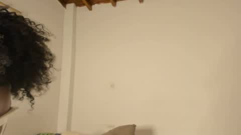 Snapshot of carolinnagomez chatting on March 2026 02:50:02 AM Caro online show from March 2026 02:50:02 AM