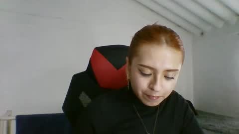Snapshot of carolinnapinkman chatting on June 2026 08:25:02 PM carolinnapinkman online show from June 2026 08:25:02 PM