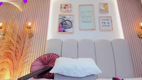 Carol Rivera  online show from October 2025 04:38:02 PM