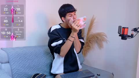 carolynfoster online show from May 2026 11:28:01 AM