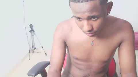 carrasquilla23 online show from November 2025 11:31:01 PM