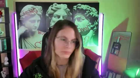 Snapshot of carrie_roses chatting on September 2025 04:12:02 AM carrie_roses online show from September 2025 04:12:02 AM