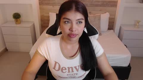 carriepink_ online show from September 2025 12:08:02 PM