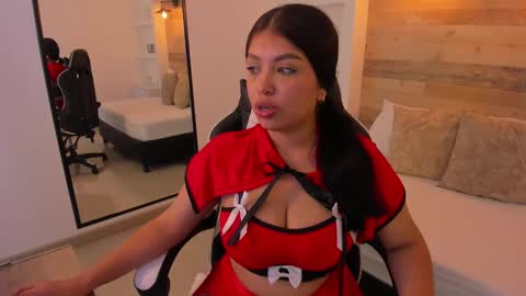 carriepink_ online show from October 2025 11:51:02 AM