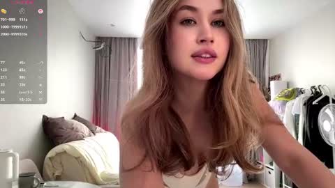 Kira online show from June 2026 03:15:02 PM