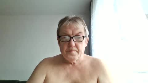 carsten21101 online show from February 2026 09:02:01 AM