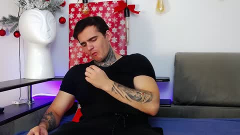Snapshot of carter_reos chatting on December 2024 11:28:01 AM Carter online show from December 2024 11:28:01 AM