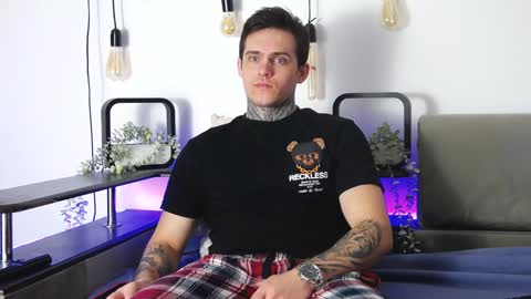 Snapshot of carter_reos chatting on February 2025 07:40:01 AM Carter online show from February 2025 07:40:01 AM