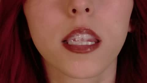 Casandra  online show from May 2026 07:22:01 PM