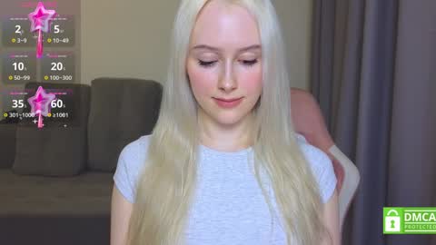 Snapshot of caseylabow chatting on December 2024 04:03:02 PM My name is Casey... Nice to meet you I will be happy to have funthumbs up please its important online show from December 2024 04:03:02 PM