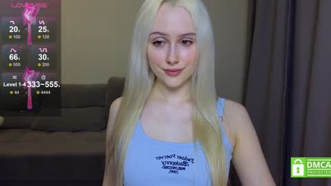 Snapshot of caseylabow chatting on February 2025 11:44:02 AM My name is Casey... Nice to meet you I will be happy to have funthumbs up please its important online show from February 2025 11:44:02 AM