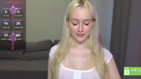 Snapshot of caseylabow chatting on February 2025 08:38:01 AM My name is Casey... Nice to meet you I will be happy to have funthumbs up please its important online show from February 2025 08:38:01 AM