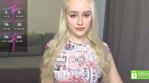 Snapshot of caseylabow chatting on February 2025 03:23:02 AM My name is Casey... Nice to meet you I will be happy to have funthumbs up please its important online show from February 2025 03:23:02 AM