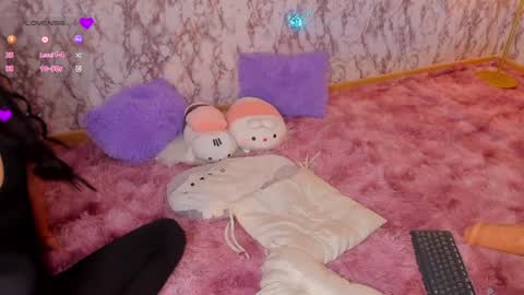 Snapshot of caseypierce_ chatting on December 2024 08:00:02 PM Casey Pierce New Account online show from December 2024 08:00:02 PM
