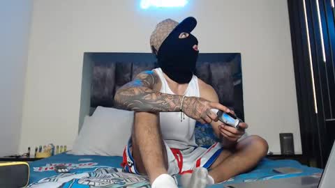 Snapshot of cash_master77 chatting on February 2025 06:34:01 AM Cash Master777 online show from February 2025 06:34:01 AM