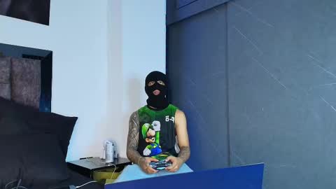Snapshot of cash_master77 chatting on October 2025 10:49:01 AM Cash Master777 online show from October 2025 10:49:01 AM
