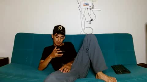 Snapshot of cash_master_san chatting on February 2025 10:39:01 PM Cash Master San online show from February 2025 10:39:01 PM