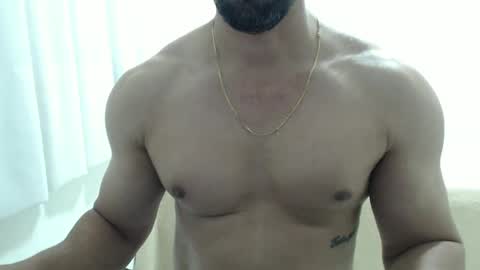 cashmastermuscle77 online show from September 2025 10:48:01 AM